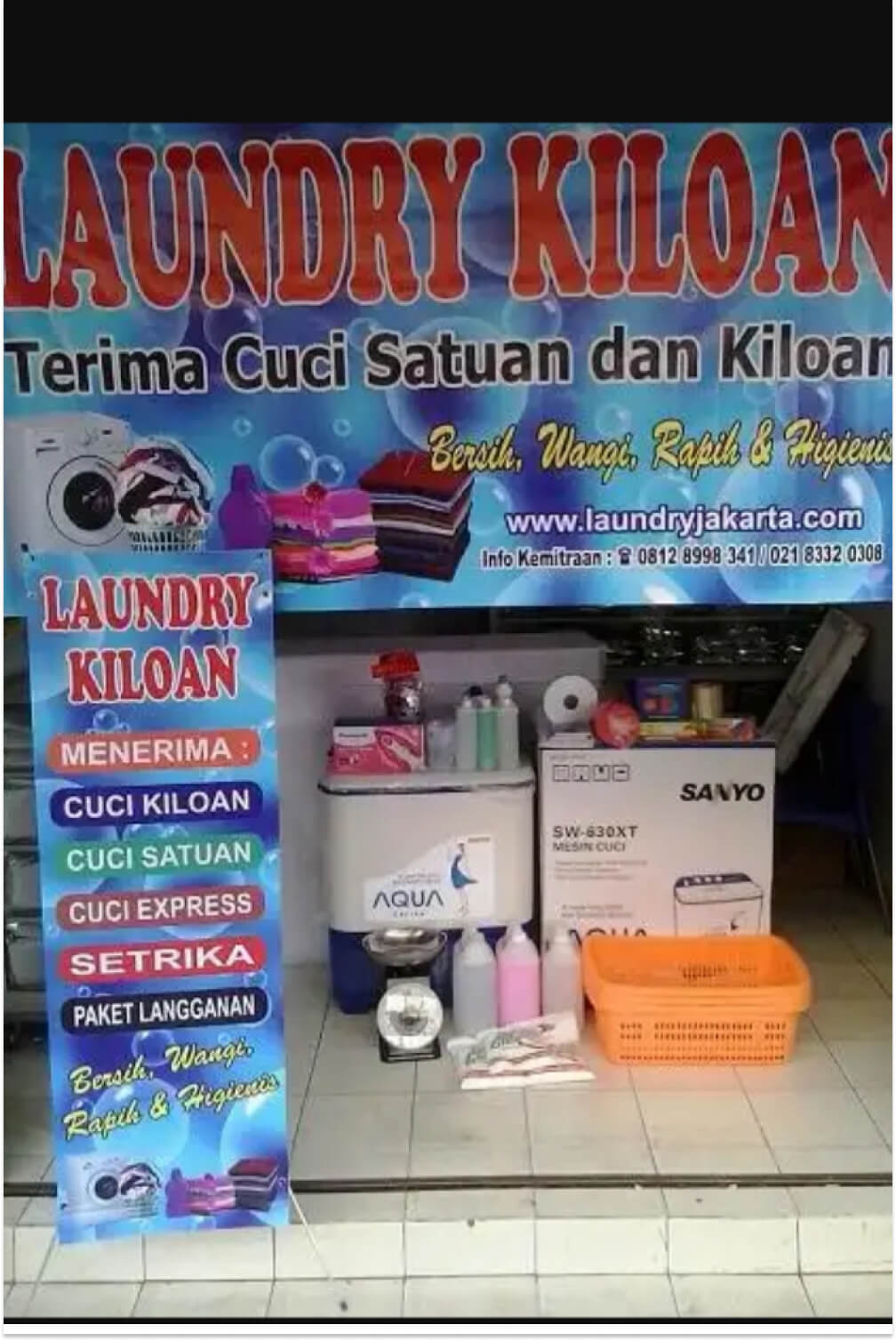 Contoh-Desain-Standing-Banner-Jasa-Laundry