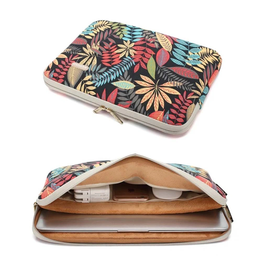 Sarung Laptop Dengan Desain Daun Berwarna-Warni, Ideal Untuk Melindungi Perangkat Teknologi.