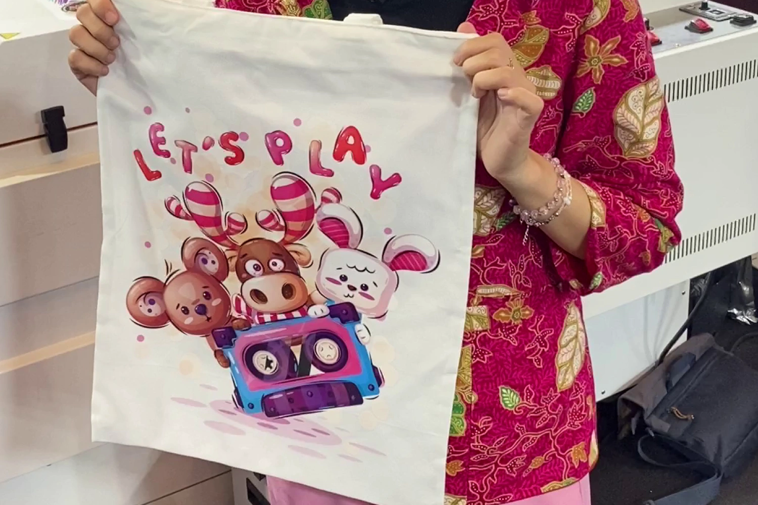 Hasil Cetak Merchandise Yang Berkualitas.