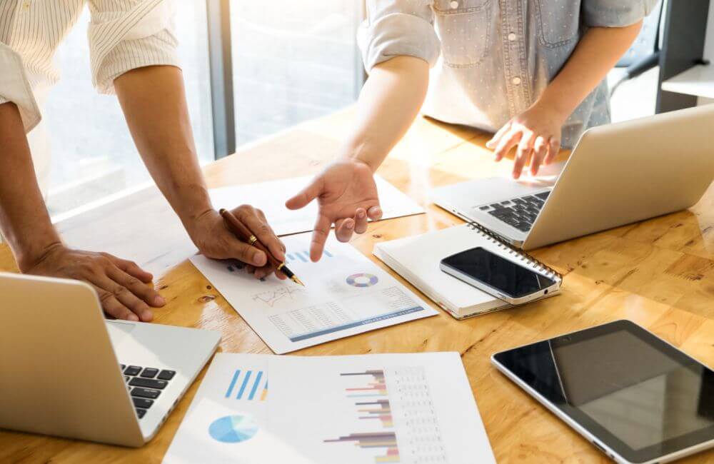 Strategi Pemasaran Untuk Bisnis Cetak Fine Art Meliputi Portofolio, Seo, Media Sosial, Dan Networking.