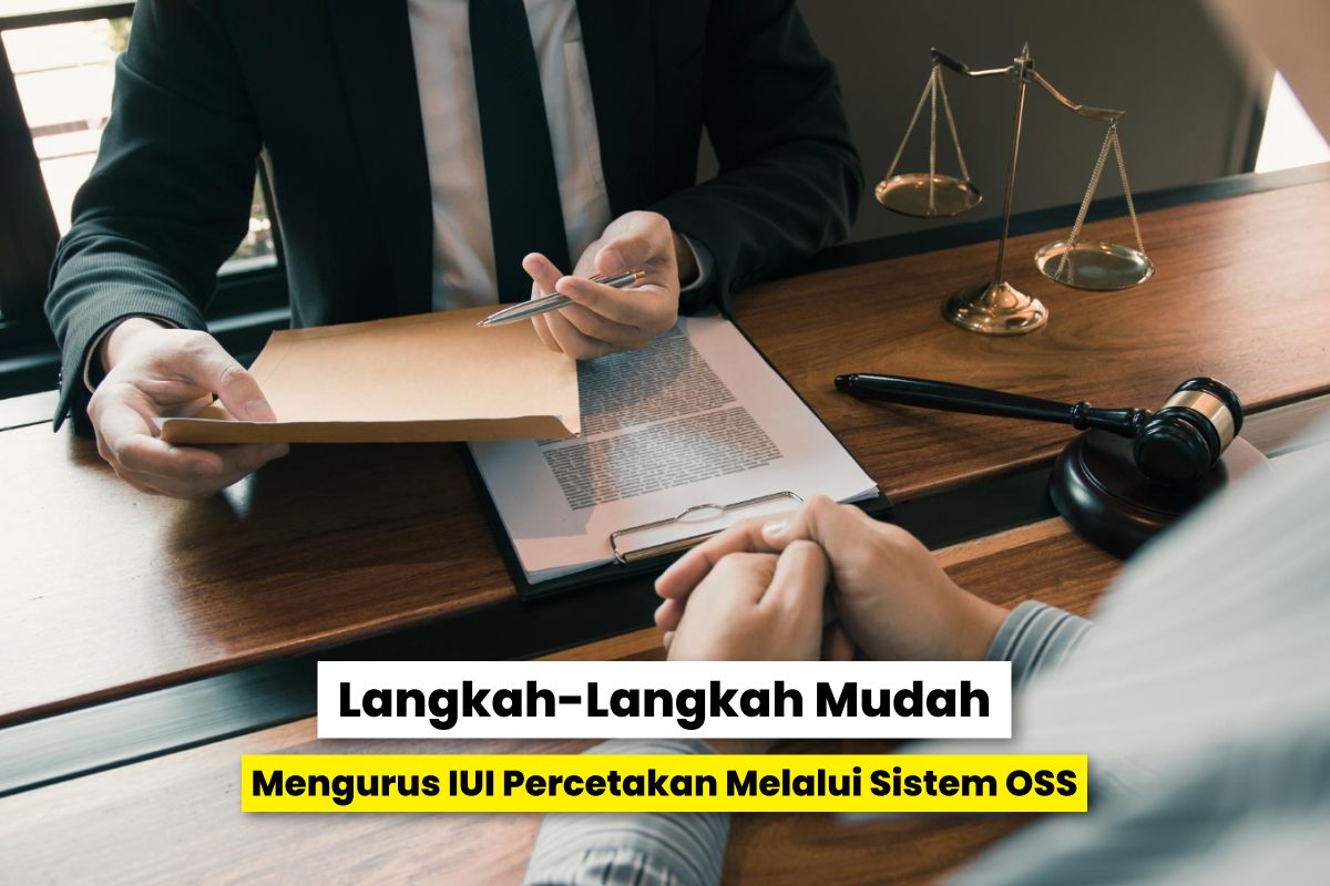 Pemilik Usaha Percetakan Mengecek Legalitas Bisnis Melalui Sistem Oss.