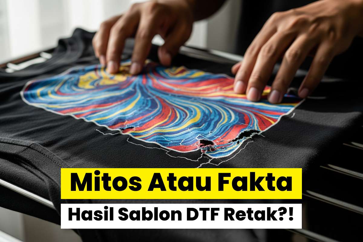 Tangan Memegang Kaos Hitam Dengan Sablon Dtf Yang Terlihat Retak Dan Rusak